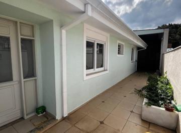 Casa · 224m² · 3 Quartos · 5 Vagas · CASA TÉRREA À VENDA DE ESQUINA – COMPLETA E PRONTA PARA MORAR!