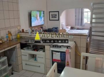 Casa · 50m² · 1 Quarto · EXCELENTE CASA PRA LOCAÇAO