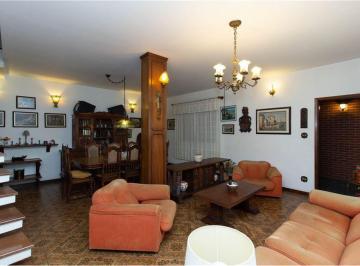 Casa · 205m² · 3 Quartos · 4 Vagas · JDACJB 1 Casa 601971018-1039