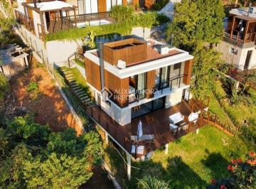 Casa · 114m² · 2 Quartos · Casa com o melhor por do sol de Garopaba na praia da Ferrugem