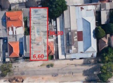 Casa · 224m² · 2 Quartos · 4 Vagas · Casa para Venda - 223.52m², 2 dormitórios, sendo 1 suites, 4 vagas - Passo da Ar