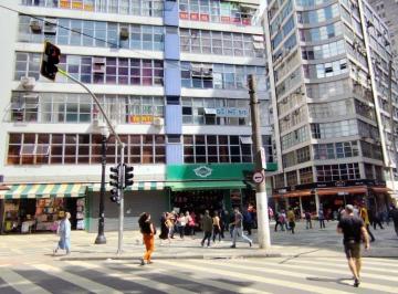 Comercial · 61m² · Conjunto comercial com 61m² na Praça da Sé