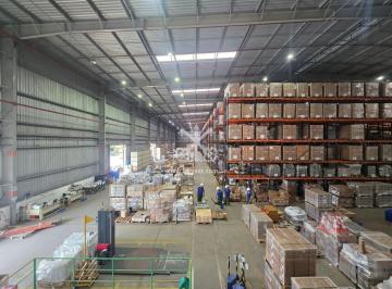 Comercial · 7629m² · 40 Vagas · Galpão para locação - Embu