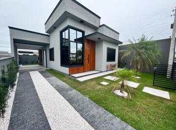 Casa · 90m² · 3 Quartos · 2 Vagas · Casa nova com 3 quartos sendo 1 suíte, pé direito alto e alto padrão - Caminho Novo - Palhoça/SC