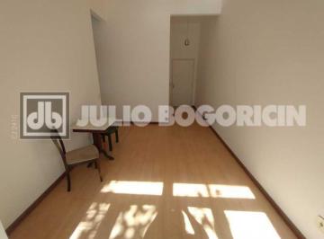 Apartamento · 75m² · 2 Quartos · Apartamento : Padrão / Residencial / Centro