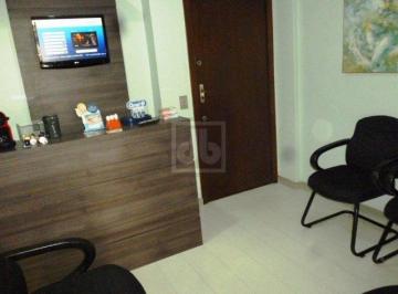 Comercial · 49m² · 1 Vaga · JBAP70814Tijuca Sala comercial - Dividida em 3 módulos - 1 vaga escriturada - Ex