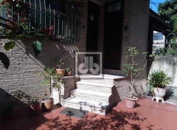 Apartamento · 165m² · 4 Quartos · APARTAMENTO TIPO CASA  04 QUARTOS COM ARMÁRIOS  SALÃO  SALA DE JANTAR - TERRAÇO