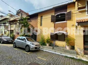 Casa · 149m² · 3 Quartos · 1 Vaga · E VENDA JULIO BOGORICIN IMÓVEIS - EXCELENTE CASA DUPLEX, COM 03 QUARTOS E 01 VAG