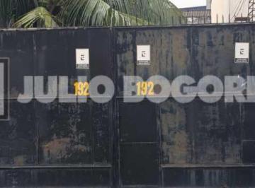 Comercial · 358m² · 1 Quarto · Galpão : / Comercial / São Cristóvão