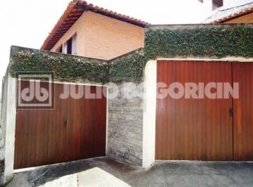 Casa · 250m² · 4 Quartos · 5 Vagas · TIJUCA MONSENHOR BATTISTONI. CASA QUATRO QUARTOS QUINTAL PISCINA GARAGEM PARA CI