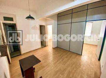 Apartamento · 53m² · 2 Quartos · 1 Vaga · Apartamento em bom estado, composto de    Sala em piso laminado  2 quartos amplo