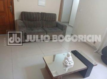 Apartamento · 137m² · 5 Quartos · Ótimo apartamento tipo casa. 5 quartos, piscina e churrasqueira