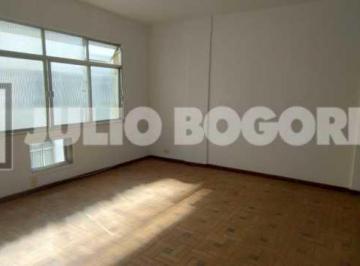 Apartamento · 94m² · 3 Quartos · 1 Vaga · Grajaú. Excelente apartamento, 3 quartos (suíte), vaga de garagem. Próximo ao La