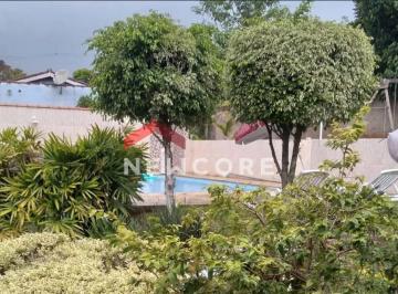 Rural · 219m² · 3 Quartos · 6 Vagas · Chácara em condomínio em  Rua Francisco Ferreira Pinto - Centro - Araçoiaba da Serra/SP