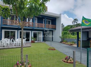 Casa · 230m² · 5 Quartos · 4 Vagas · Casa Alto Padrão na Praia de Ubatuba
