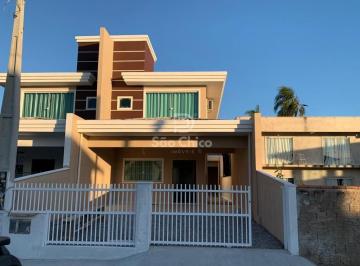 Casa · 143m² · 2 Quartos · 3 Vagas · Sobrado Geminado, excelente oportunidade!
