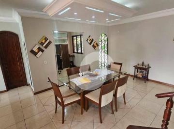 4e370167793ffc33b8137219331ac1414dec8229 · Casa com 3 dormitórios à venda, 259 m² por R$ 1.250.000,00 - Maria Paula - Niterói/RJ