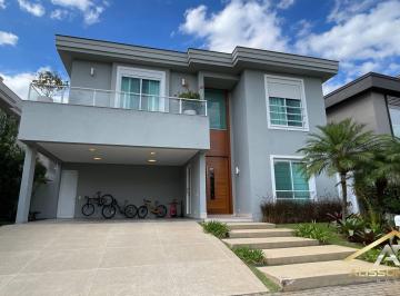 Casa · 566m² · 4 Quartos · 4 Vagas · Casa em Condomínio, com 4 Sts, 6 Wc, 4 Vagas - 411m² - Resid. Tamboré 10.