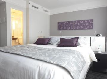 Apartamento · 33m² · 1 Quarto · 1 Vaga · Flat em Moema disponível para venda com 33m² e 01 vaga de garagem