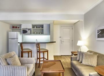 Apartamento · 102m² · 3 Quartos · 2 Vagas · Flat Marriott Executive disponível para venda com 03 dormitórios,  102m² e 02 vagas de garagem