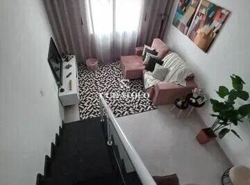 Casa · 94m² · 2 Quartos · 2 Vagas · Venha conhecer a casa ideal em Santo André, ao lado do Terminal Vila Luzita, Sobrado com 2 Dorms e 2