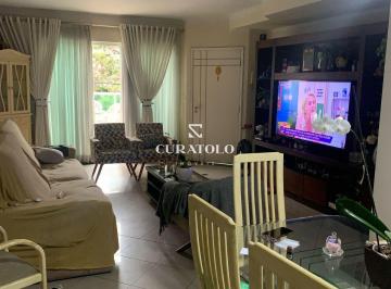 Casa · 170m² · 4 Quartos · 3 Vagas · Conheça este lindo sobrado à venda na Saúde, a 650 mts do Metrô Praça da Árvore. Com 4 quartos, 3 va