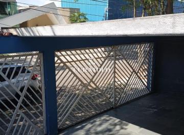 Casa · 250m² · 2 Quartos · 5 Vagas · Sua nova casa está aqui em Santo André: Sobrado com ótimos 250 m², 2 quartos, 5 vagas e edícula no b
