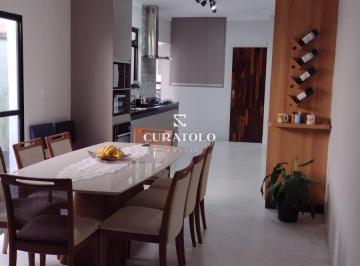 Casa · 245m² · 3 Quartos · 6 Vagas · Conheça este incrível sobrado à venda na Vila Zelina. Com 3 quartos/suítes, 6 vagas e quintal com ch