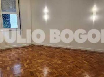 Apartamento · 193m² · 3 Quartos · Reformadíssimo Imóvel 3qts  Leme 193m2 espetacular