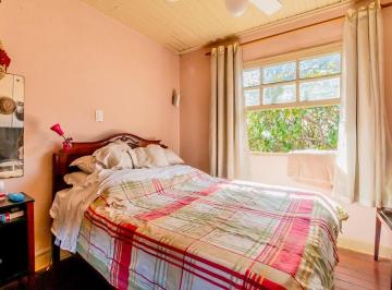 IMG_20260613_185309_000.jpeg · Confortável casa de vila para venda em Vila Pirajussara com 4 quartos, sendo 2 suítes, 265m² - remax