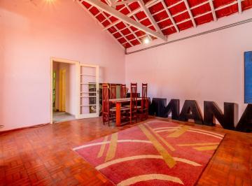 IMG_20260618_014452_000.jpeg · Excelente casa de vila para venda em Vila Pirajussara com 4 quartos, sendo 2 suítes, 265m² - remaxjo