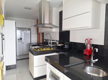 2e35ca26-3d5f-4beb-8485-07d3a5359d86 · Sensacional cobertura para venda em Santa Teresinha com 4 quartos, sendo 4 suítes, 260m²