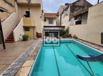Casa · 380m² · 5 Quartos · 4 Vagas · Casa Duplex - 5 quartos (3 suítes) - 2 banheiros - lavabo - dependência completa