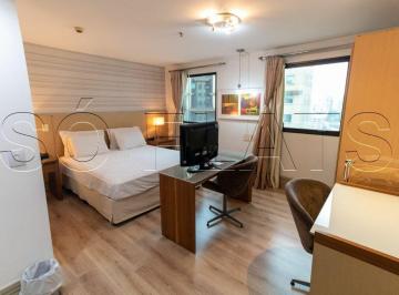 Apartamento · 27m² · 1 Quarto · 1 Vaga · Flat no Bourbon Ibirapuera contendo 27m², 1 dormitório e 1 vaga, disponível para locação.