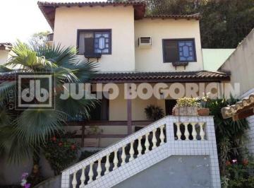 Casa · 230m² · 3 Quartos · 3 Vagas · Casa em Condomínio : Duplex / Residencial / Centro do Pechincha