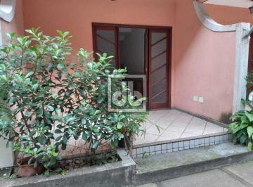 Apartamento · 70m² · 4 Quartos · 1 Vaga · Casa Triplex em condomínio, 4 Quartos com 1 vaga. Infra Completa. Agende sua vis