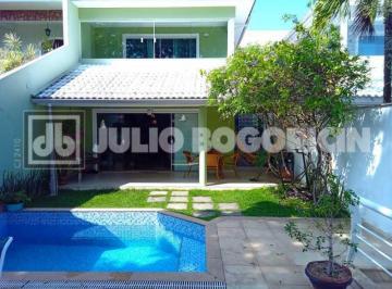 Casa · 228m² · 3 Quartos · 2 Vagas · Freguesia casa duplex luxo em condominio Terral 3 suítes hidromassagem piscina s