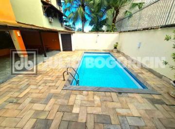 Casa · 450m² · 4 Quartos · 3 Vagas · Excelente casa Duplex Jardim Uruçanga 4 quartos 4 suítes Piscina Churrasqueira.L