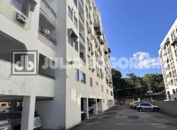 Apartamento · 64m² · 2 Quartos · 1 Vaga · Apartamento : / Residencial / Pechincha