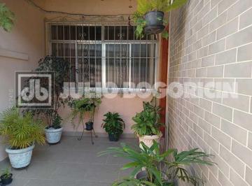 Apartamento · 66m² · 2 Quartos · 1 Vaga · Apartamento -  térreo- reformado- sala-2 quartos- 2 banheiros 1vaga