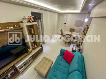 Apartamento · 62m² · 2 Quartos · 1 Vaga · Apartamento : Padrão / Residencial / Pechincha