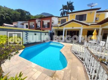Casa · 414m² · 4 Quartos · 4 Vagas · Casa Duplex Condomínio Anil Piscina Churrasqueira 3 varandas 3 salas 4 quartos 1