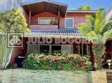 Casa · 269m² · 3 Quartos · 2 Vagas · Condominio Pedras Douradas-Bela Casa Duplex-3 varandas 3 suítes-piscina-sauna-Ch