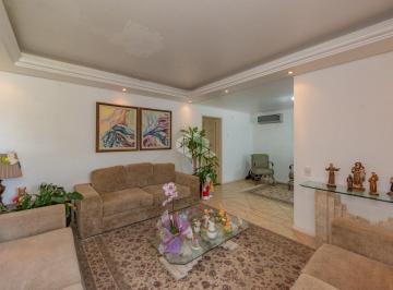 213377_iZn517sE195u_21337765eb59ea45c77.jpg · Casa com 03 dormitórios no Bairro Jardim Europa.