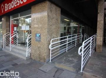Comercial · 246m² · Loja comercial para alugar no Bairro Floresta, Porto Alegre.
