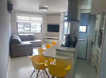1e11e7e0072ee9facec68b9c2943062049e29fb7 · À venda | 75 m², próximo ao Mar, 2 quartos, sacada com churrasqueira e 1 vaga de garagem - Praia de 