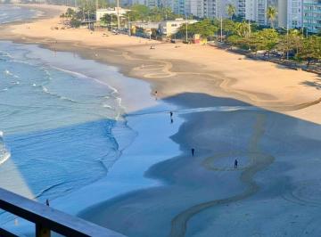 Apartamento de 4 quartos, Guarujá · Apartamento frente ao mar com 04 dormitórios 02 suítes na Praia das Pitangueiras