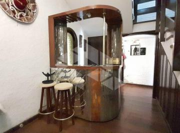 Casa · 60m² · 3 Quartos · 4 Vagas · Casa em MENINO DEUS