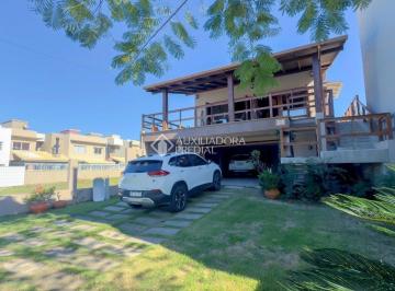 Casa · 281m² · 3 Quartos · 4 Vagas · Casa a venda