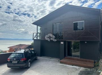 696793_i9bIX79C66xP48_696793683751b13ddb8.jpg · Casa com 3 quartos/dormitórios no bairro Ribeirão da Ilha, em Florianópolis- SC